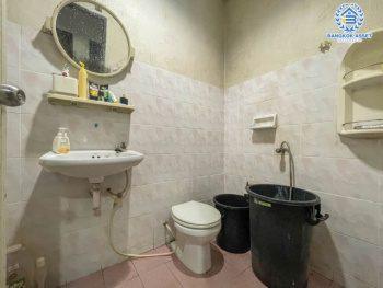 *****ทาวน์เฮ้าส์มือสองย่านนนทบุรี ม.ช.รุ่งเรือง 6 บางกรวย-ไทรน้อย เนื้อที่มากถึง 20 ตร.ว. ฟังก์ชัน 2 ห้องนอน 2 ห้องน้ำ 1 ที่จอดรถ บนทำเลศักยภาพ เพียง 10 นาทีถึงรถไฟฟ้าสายสีม่วง "สถานีบางพลู" ใกล้เซ็นทรัลเวสท์เกต ,เซ็นทรัลรัตนาธิเบศร์ เดินทางสะดวกสุดๆ